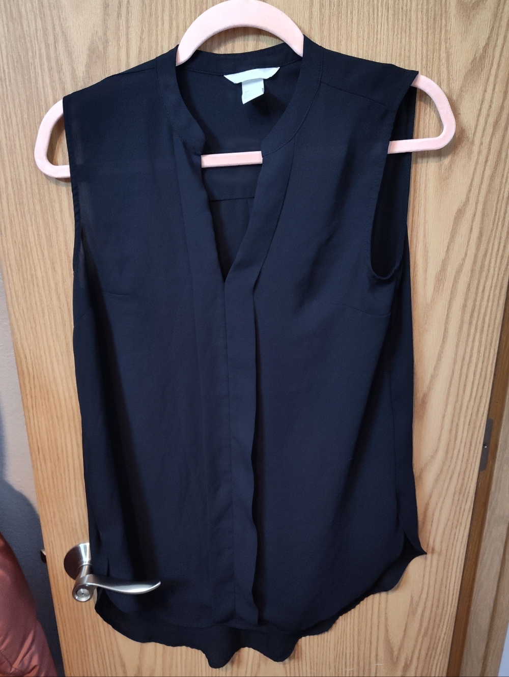 Sleeveless Black V-Neck Blouse H&M